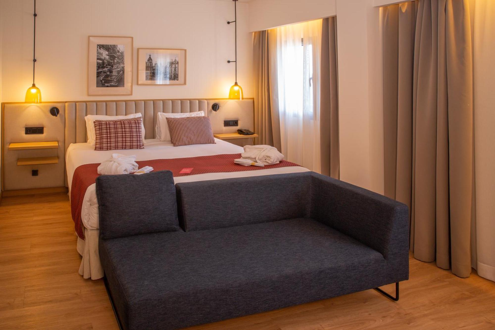 Hotel Ramada By Wyndham Madrid Getafe Zewnętrze zdjęcie