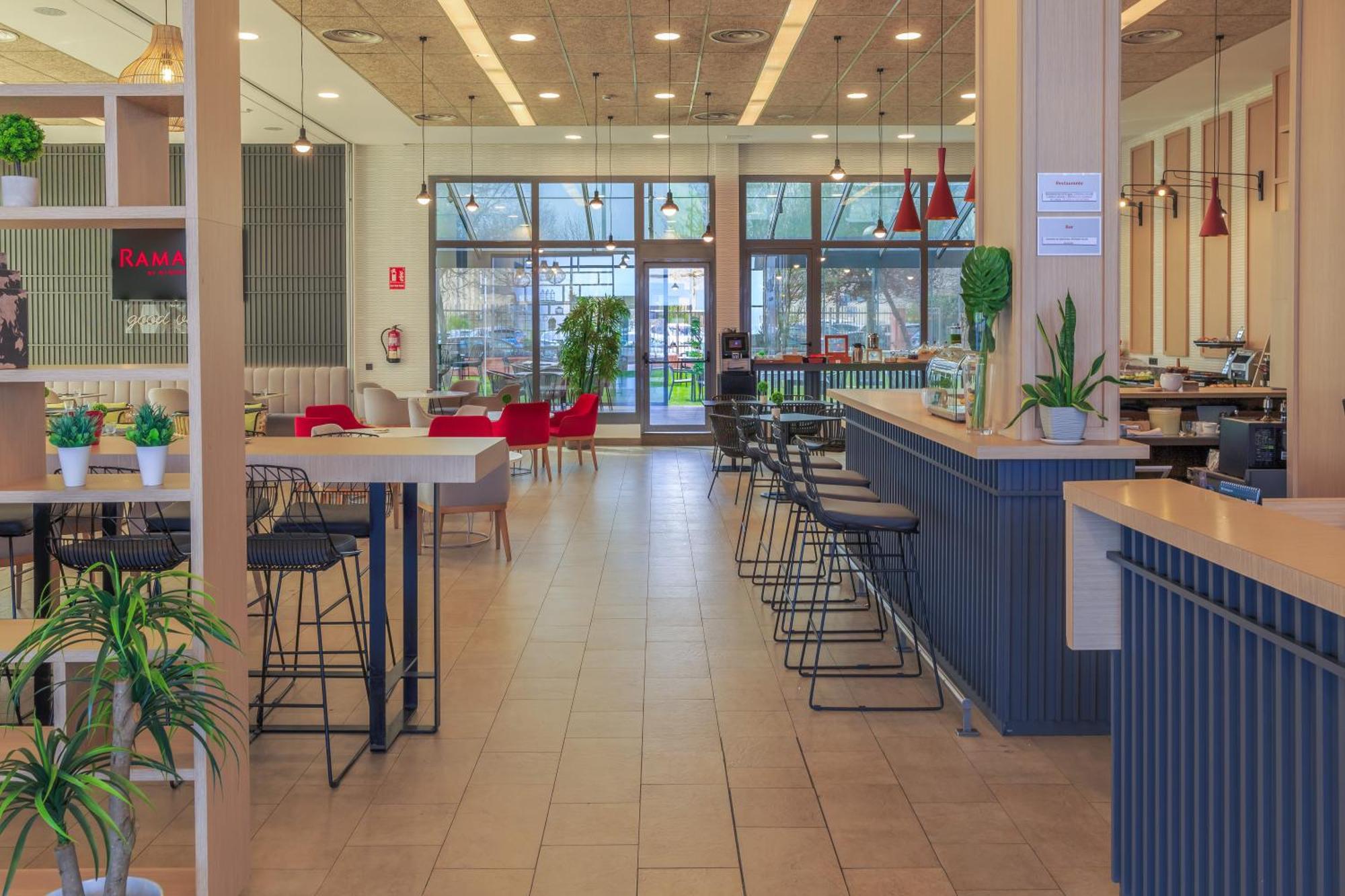 Hotel Ramada By Wyndham Madrid Getafe Zewnętrze zdjęcie